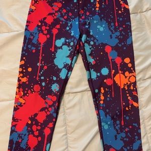 Workout pants . Capri length . XL in size .